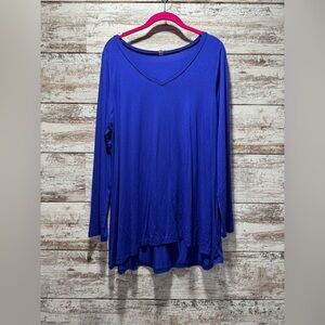 Elegant Blue V-Neck Women's Top